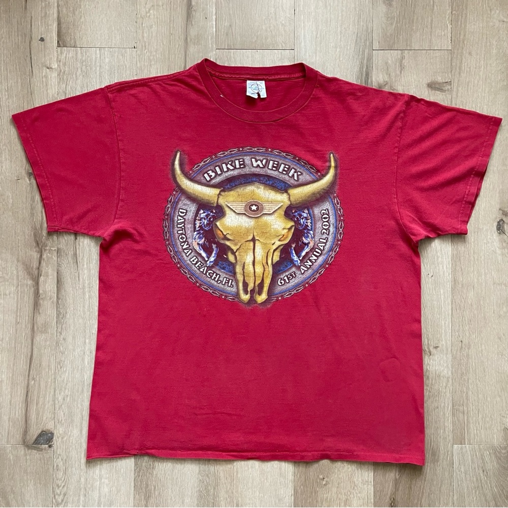 Vintage 2002 Daytona Beach Bike Week Bull Skull Motorcycle T-shirt (burgundy)